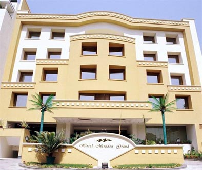 Hôtel Meraden Grand Varanasi